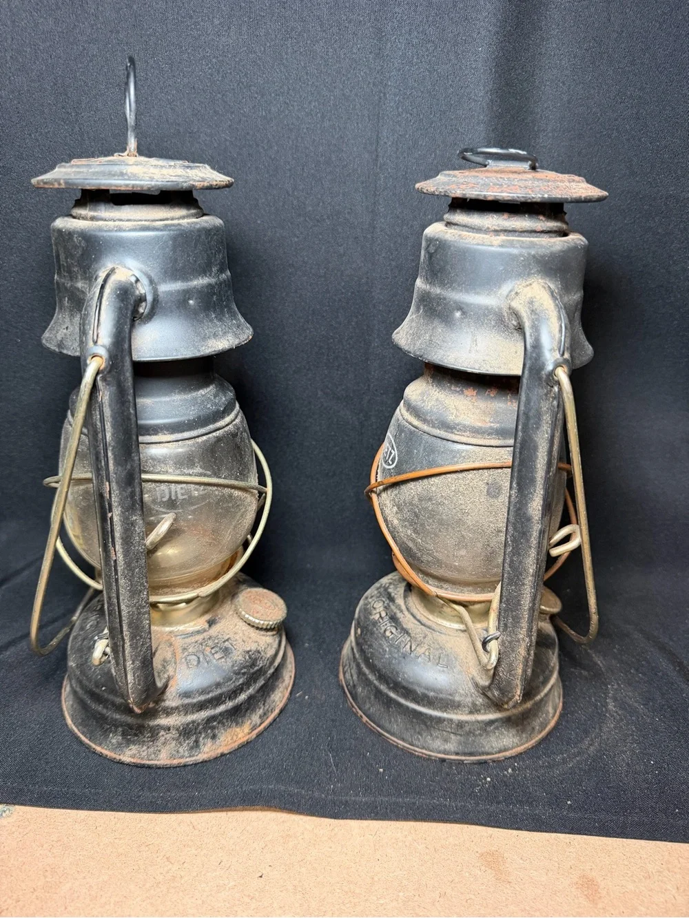 Lot of 2 The Original Dietz Lanterns No. 76 Kerosene Decor Look At Pictures